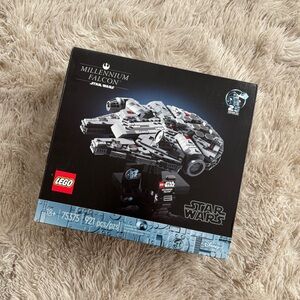LEGO Millenium Falcon Set - 75375